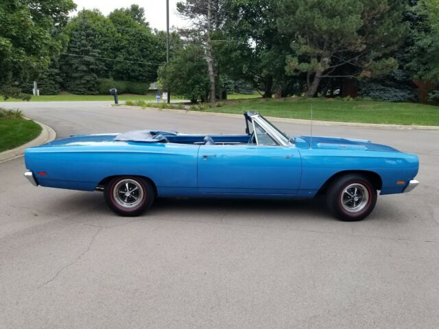 Plymouth Road Runner 1969 image number 20