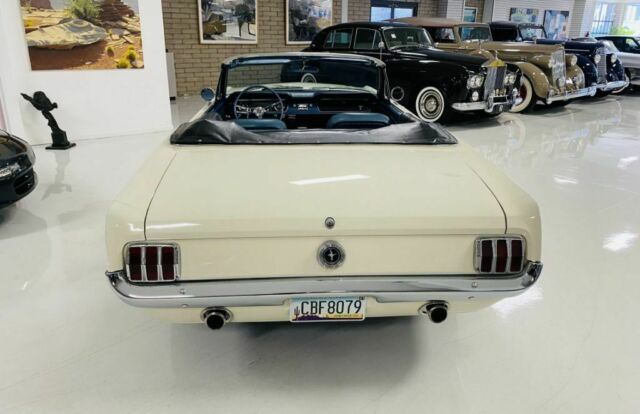 Ford Mustang 1964 image number 33