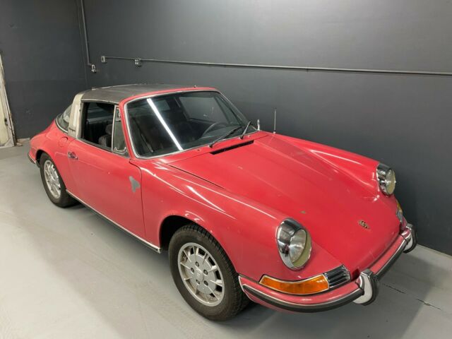 Porsche 911 1972 image number 1