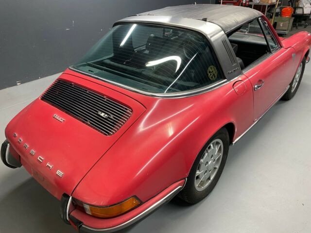 Porsche 911 1972 image number 34