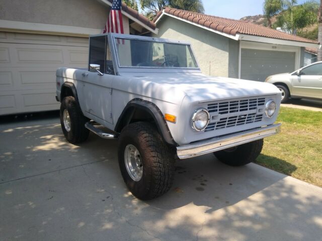 Ford Bronco 1971 image number 15