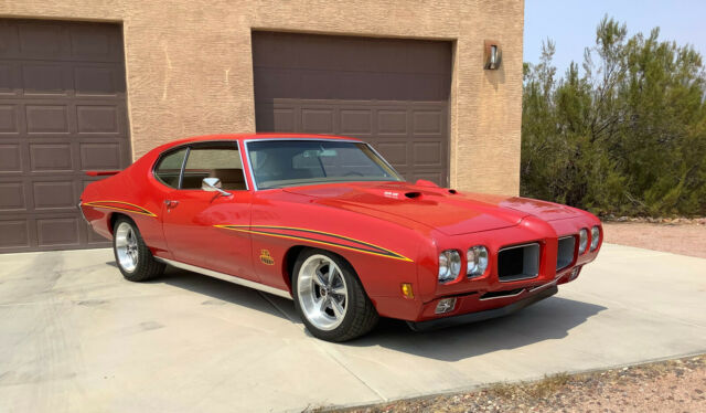 Pontiac GTO 1970 image number 0