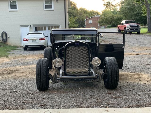 Ford Model A 1928 image number 1