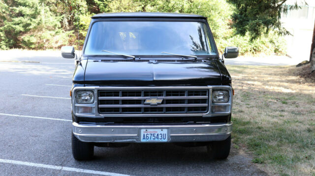 Chevrolet G10 Van 1979 image number 29