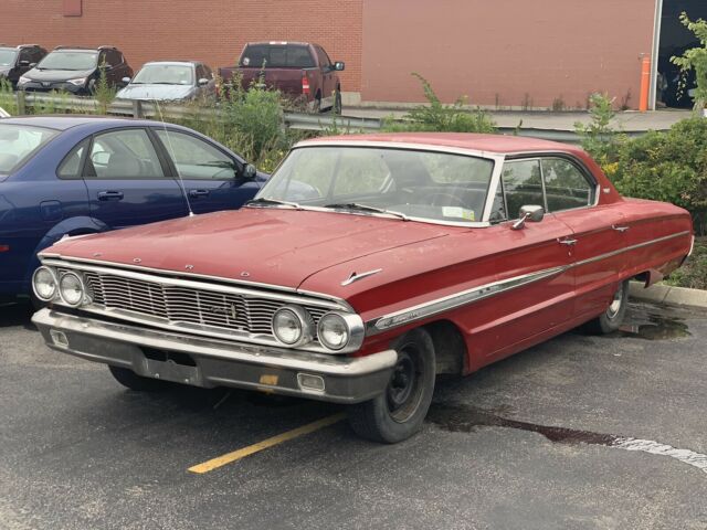 Ford Galaxie 500 XL 1964 image number 2