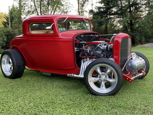 Ford Coupe 1932 image number 0