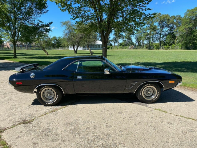 Dodge Challenger 1972 image number 31