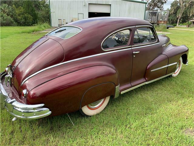 Pontiac Silver Streak Deluxe 1948 image number 30