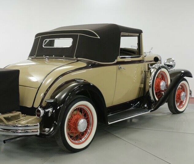 Dodge 2 Door Convertible Coupe 1932 image number 29