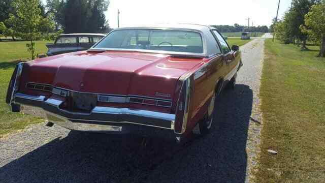 Oldsmobile Toronado 1975 image number 14