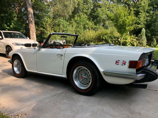 Triumph TR-6 1976 image number 28