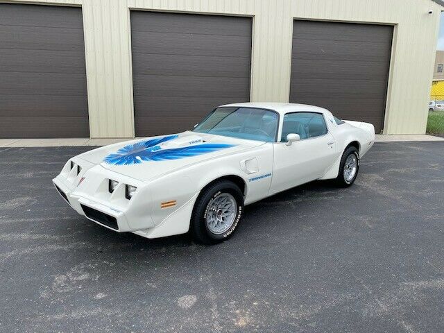 Pontiac Firebird 1979 image number 0