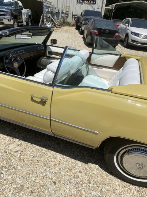 Cadillac Eldorado Convertible 1975 image number 16