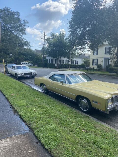 Cadillac Eldorado Convertible 1975 image number 18