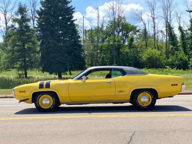 Plymouth GTX 1971 image number 10