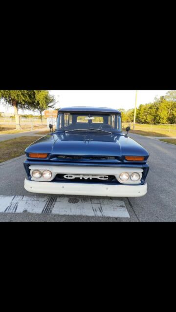 GMC C15/C1500 Suburban 1963 image number 13