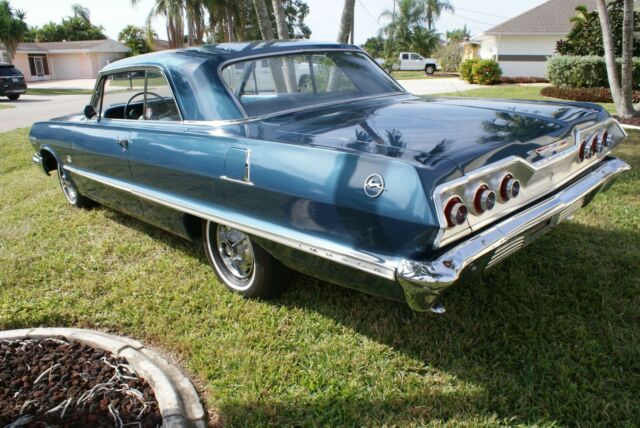 Chevrolet Impala 1963 image number 12