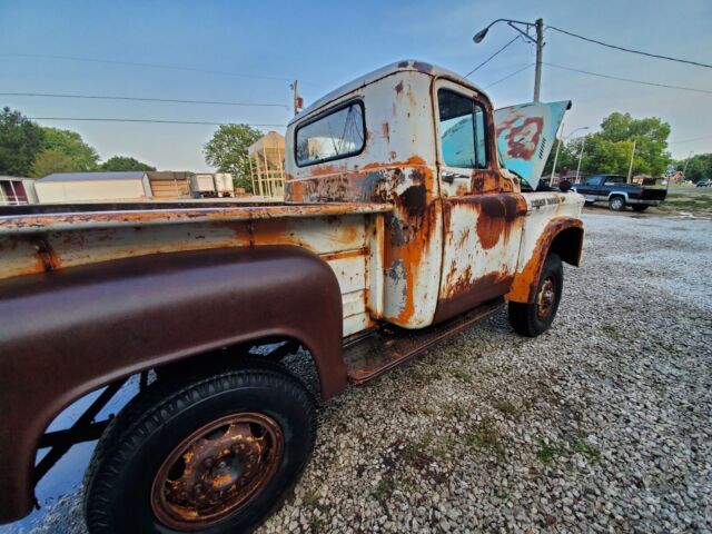 Dodge Pover Wagon 1958 image number 20