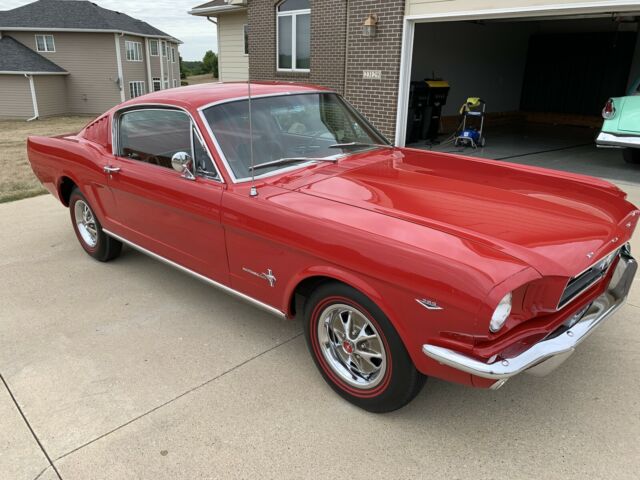 Ford Mustang 1966 image number 4