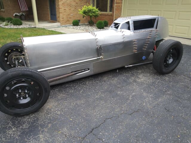 Ford Roadster 1932 image number 4