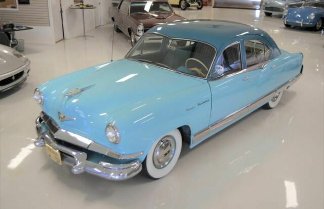 Kaiser Manhattan Four Door Sedan 1952 image number 0