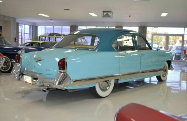 Kaiser Manhattan Four Door Sedan 1952 image number 10