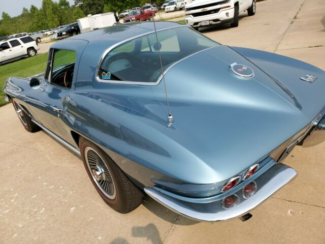 Chevrolet Corvette 1967 image number 11