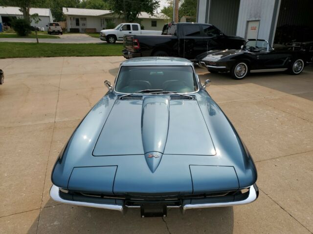 Chevrolet Corvette 1967 image number 26