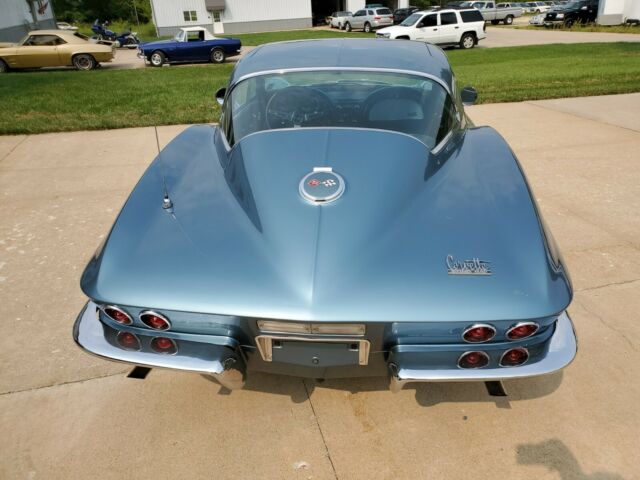 Chevrolet Corvette 1967 image number 32