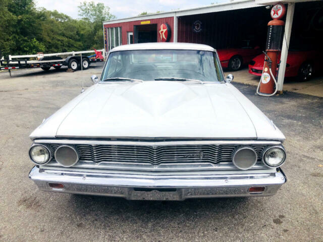 Ford Galaxie 500/XL 1964 image number 2