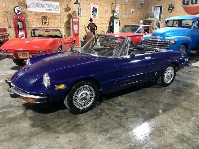 Alfa Romeo Spider 1974 image number 1