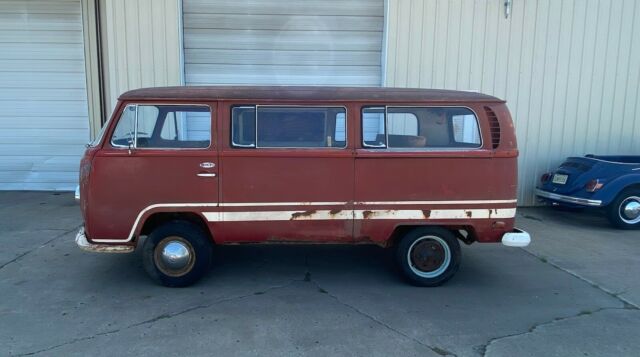 Volkswagen Bus/Vanagon 1970 image number 11