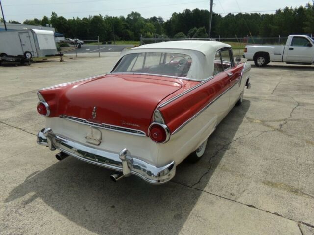 Ford Sunliner 1955 image number 27