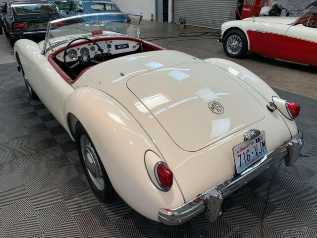 MG MGA 1956 image number 10