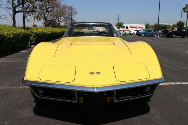 Chevrolet Corvette 1969 image number 18