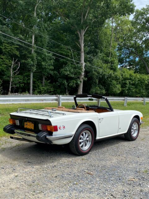 Triumph TR6 1976 image number 19