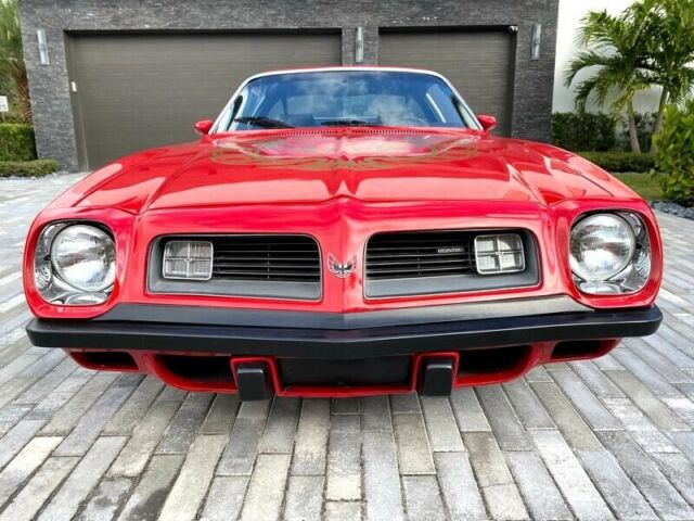 Pontiac Firebird 1975 image number 26