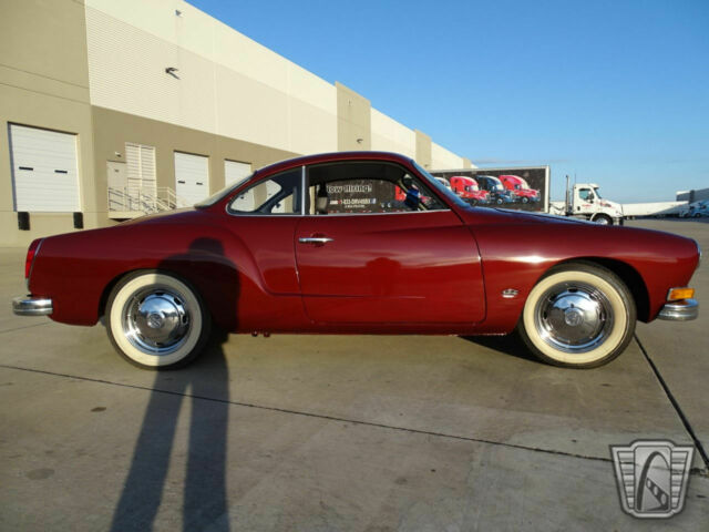 Volkswagen Karmann Ghia 1974 image number 4