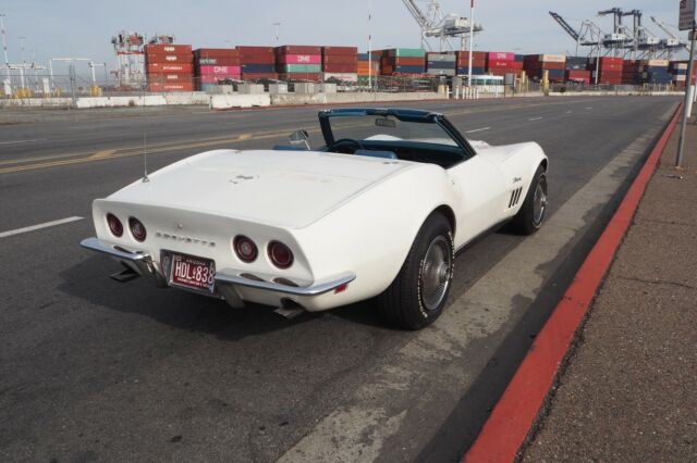 Chevrolet Corvette 1969 image number 21