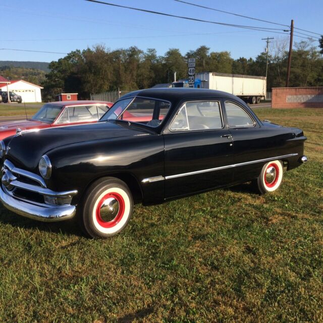 Ford Coupe 1950 image number 0