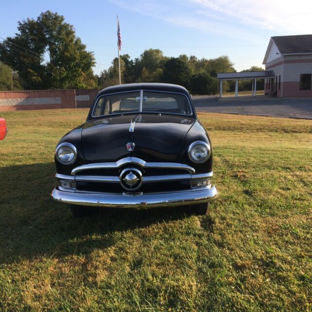 Ford Coupe 1950 image number 1