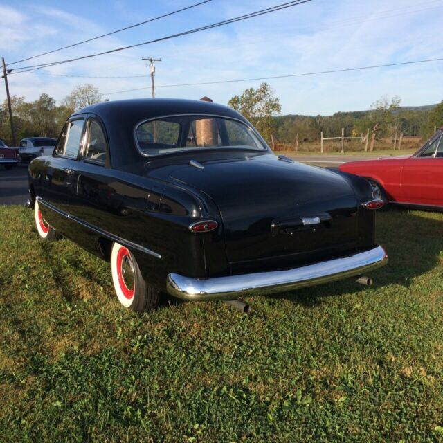 Ford Coupe 1950 image number 10