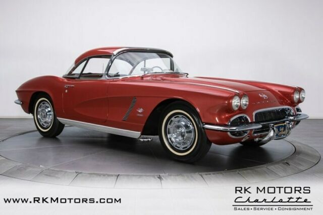 Chevrolet Corvette 1962 image number 12