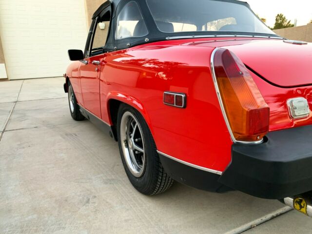 MG Midget 1976 image number 7