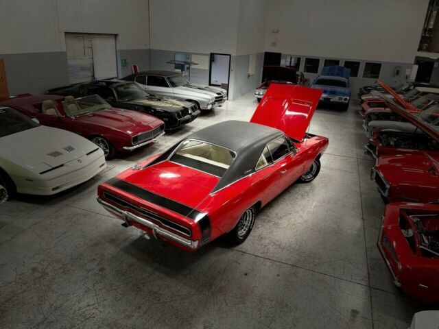 Dodge Charger 1970 image number 2