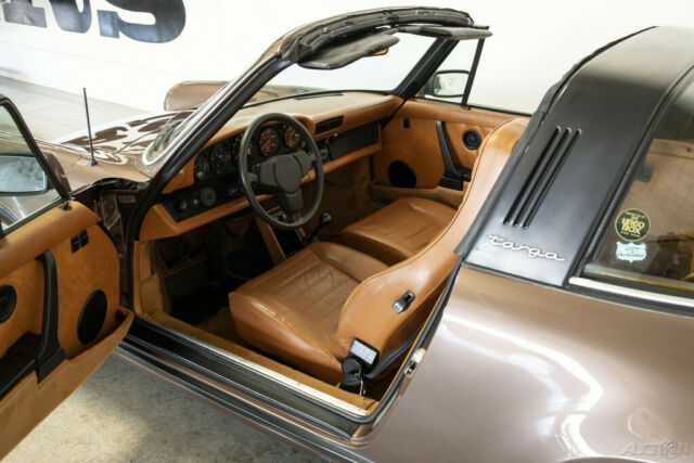 Porsche 911 1979 image number 33