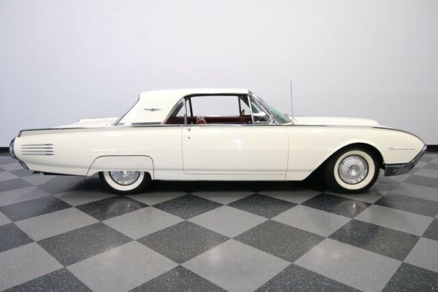 Ford Thunderbird 1961 image number 15