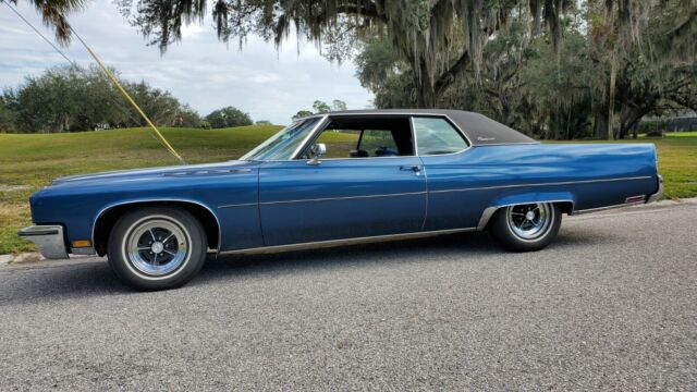 Buick Electra 1972 image number 2