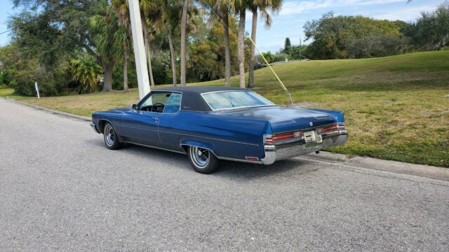 Buick Electra 1972 image number 27