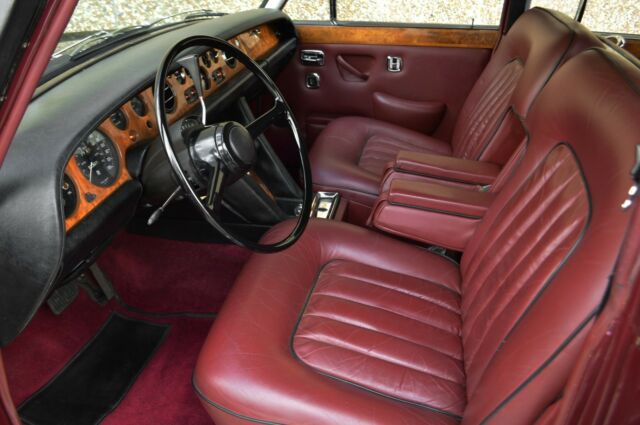 Rolls-Royce Silver Shadow 1971 image number 38